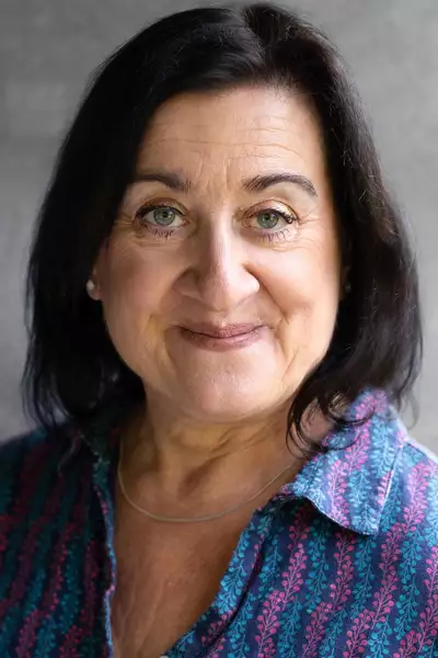 Headshot of Tessa Vale