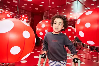 yayoi-kusama-family-workshops-factory-international
