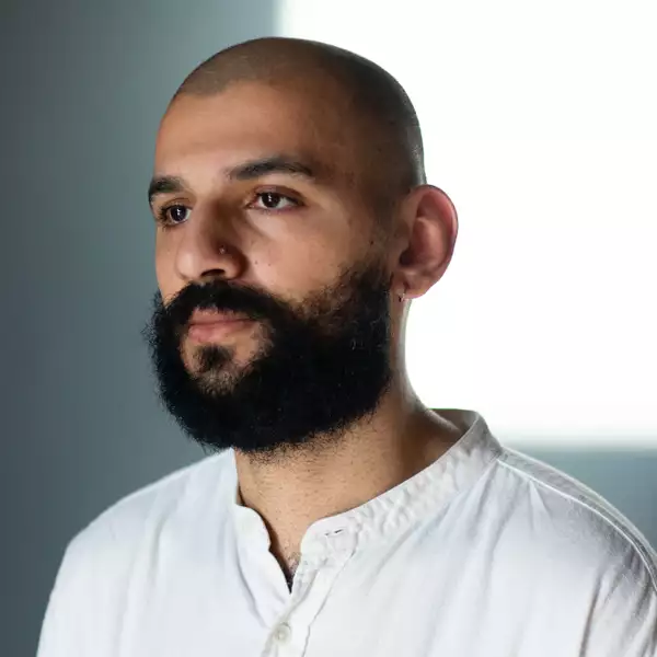 Headshot of Raheel Khan