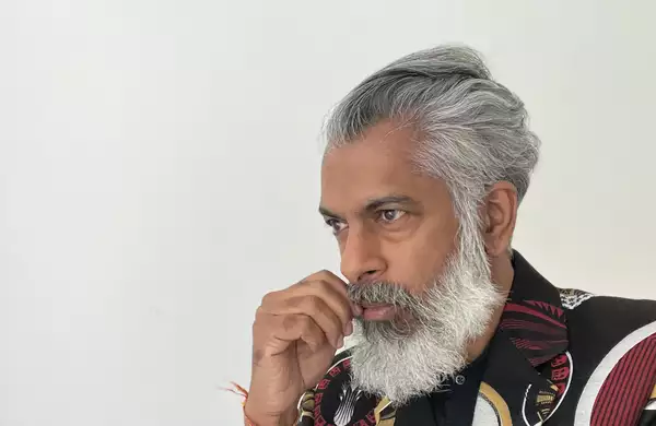 Side profile of Keith Khan