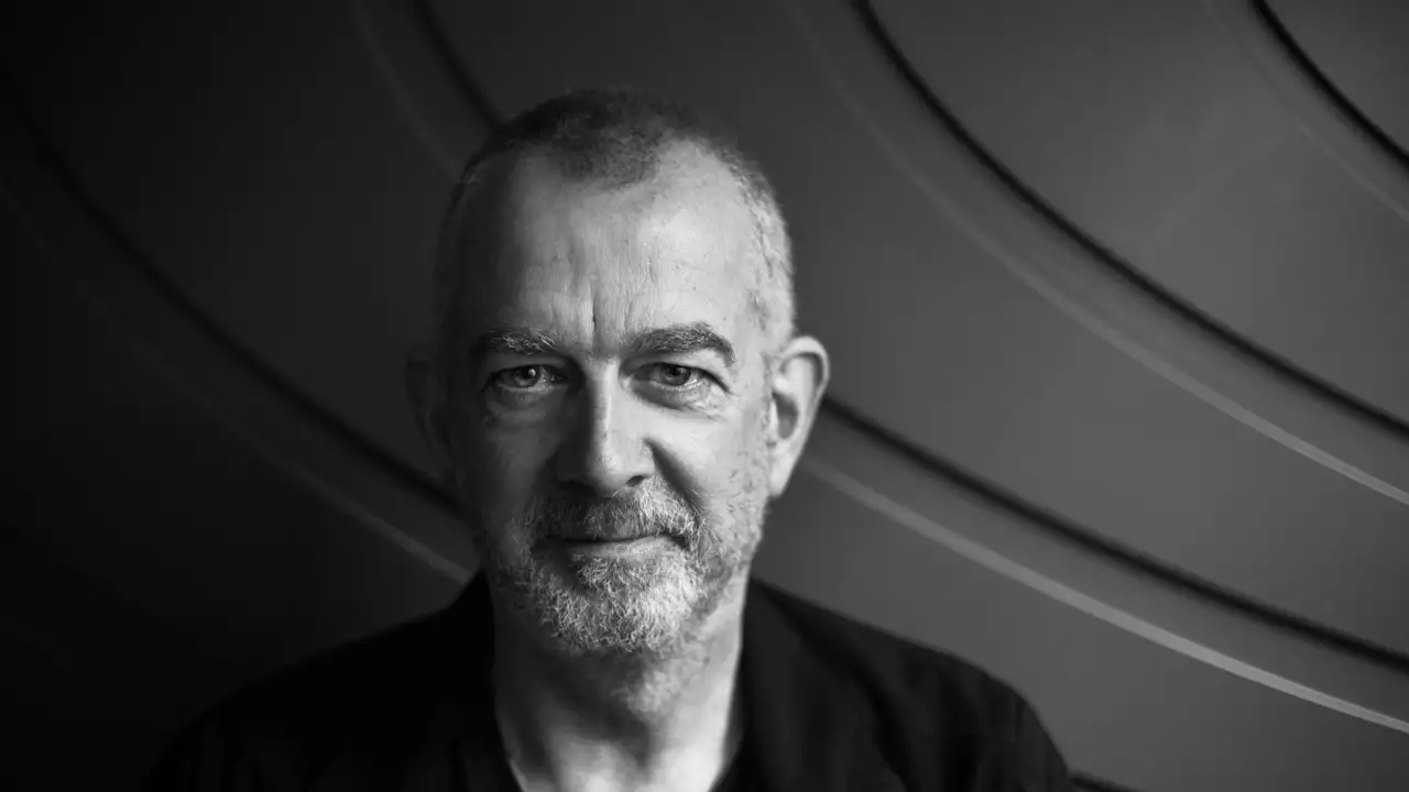 Black and white headshot of Dave Haslam