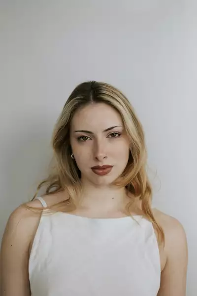 Headshot of Esme Jobey