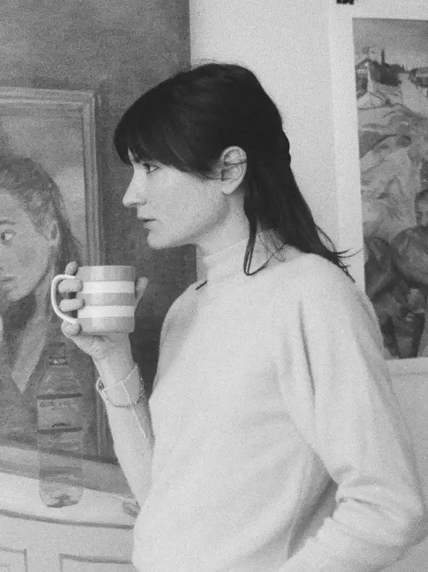 Jill Mulleady wearing a silver outfit