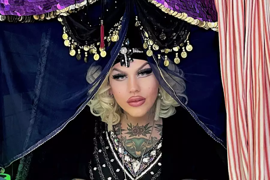 Photo of Lill Tarot Reader