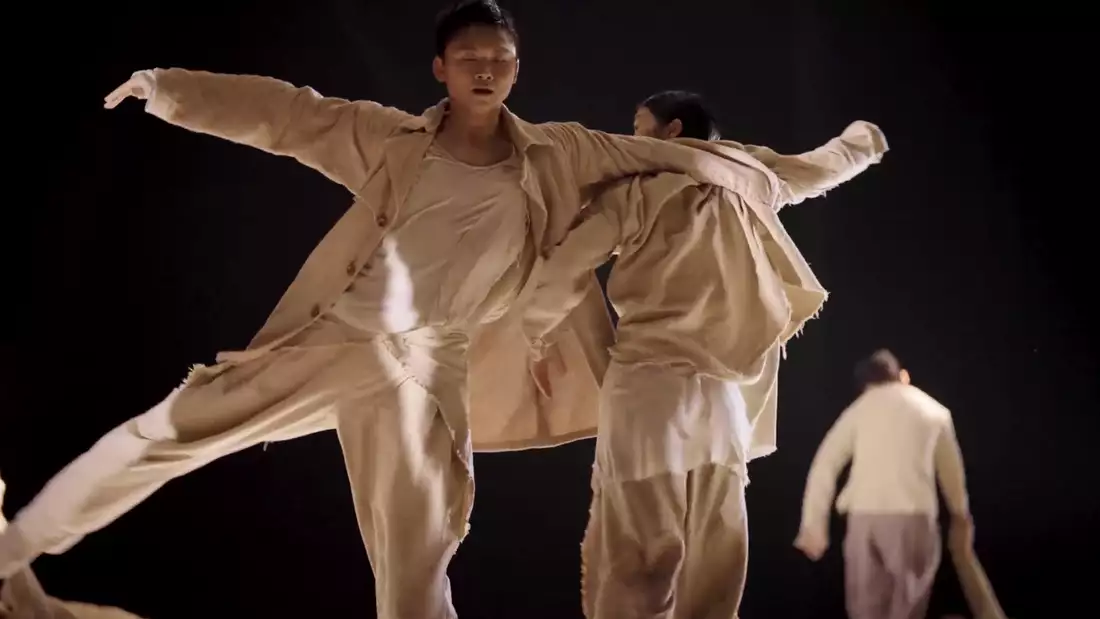 Dancers from the XieXin Dance Theatre