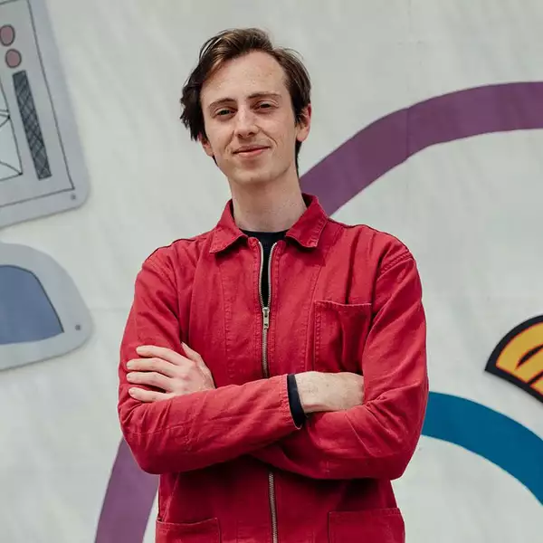 Headshot of Chris Alton