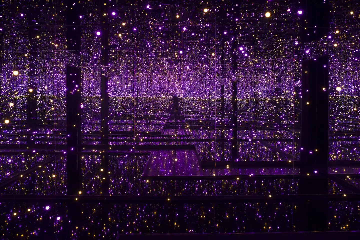 Kusama's Infinity Mirror room